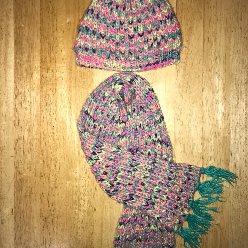 Girls Knitted Hat and Scarf Set FINAL PRICE!!!
